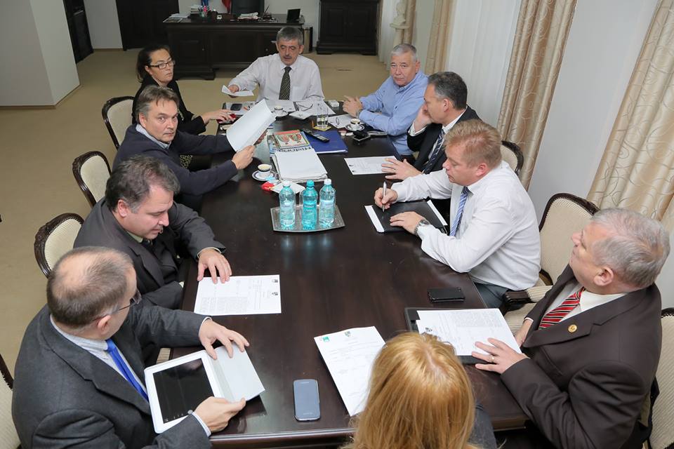 Întâlnirea conducerii CJ Cluj cu parlamentarii clujeni