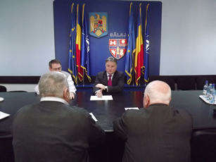 Prefectul Sălajului a participat la şedinţa comitetului consultativ de dialog civic pentru problemele persoanelor vârstnice