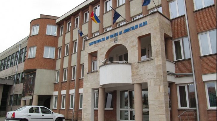 Programul de lucru la ghișeul Serviciului Arme, Exploziv, Substanțe Periculoase a fost reluat.