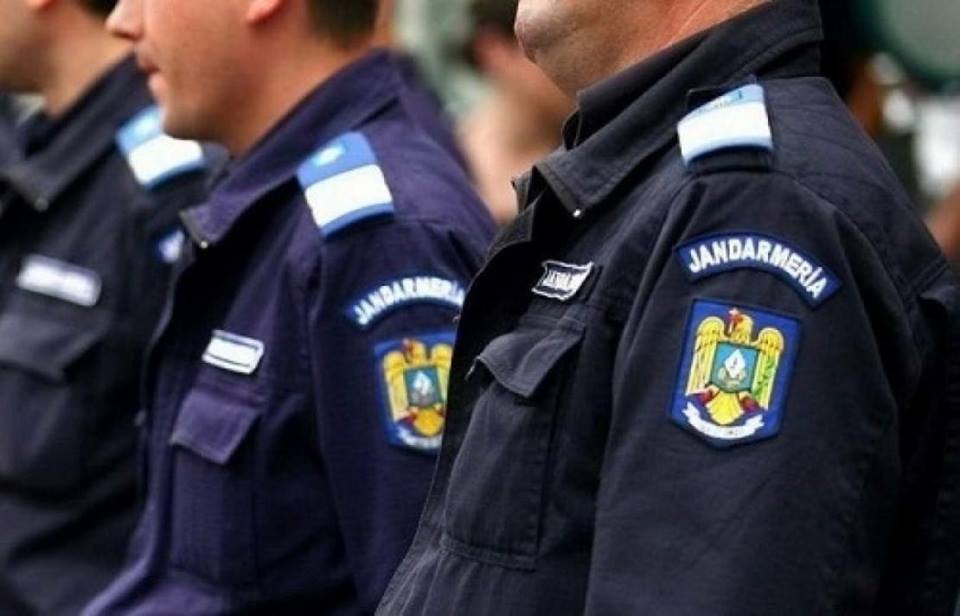 Scandal aplanat de jandarmi pe strada Elecrolizei din Baia Mare