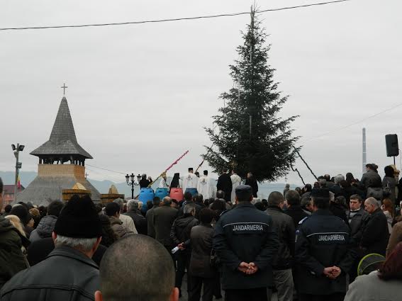 Jandarmii maramureşeni au asigurat ordinea publică la Bobotează şi Sf. Ioan