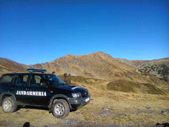 Doi sătmăreni au trimis o scrisoare de mulţumire jandarmilor montani din Borşa