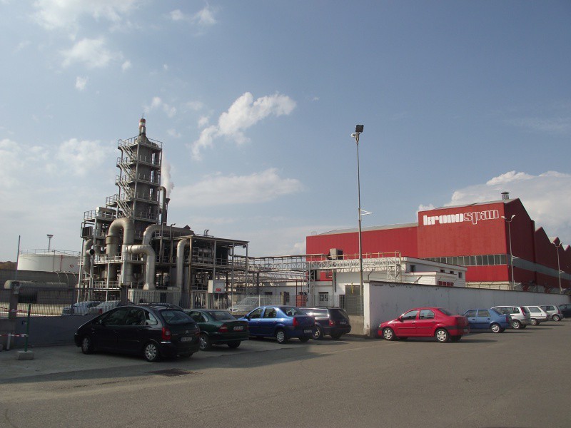 Compania Kronospan finalizează o investiţie de 10 milioane de euro pe piaţa locală