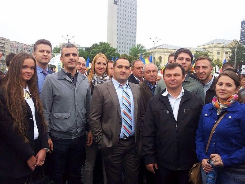 500 de membri și simpatizanți ai ACL din Bistrița-Năsăud au participat la lansarea candidaturii lui Iohannis
