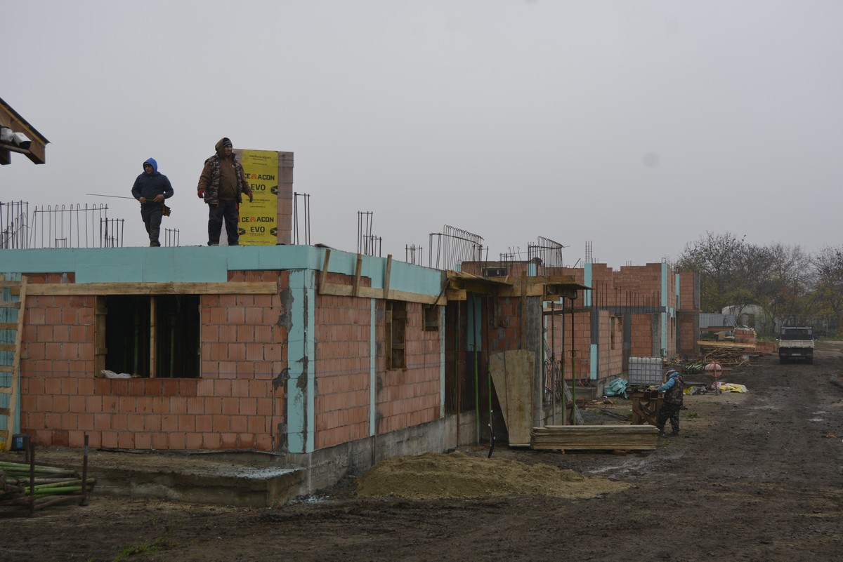 56 de locuințe sociale se construiesc în Carei, din fonduri europene
