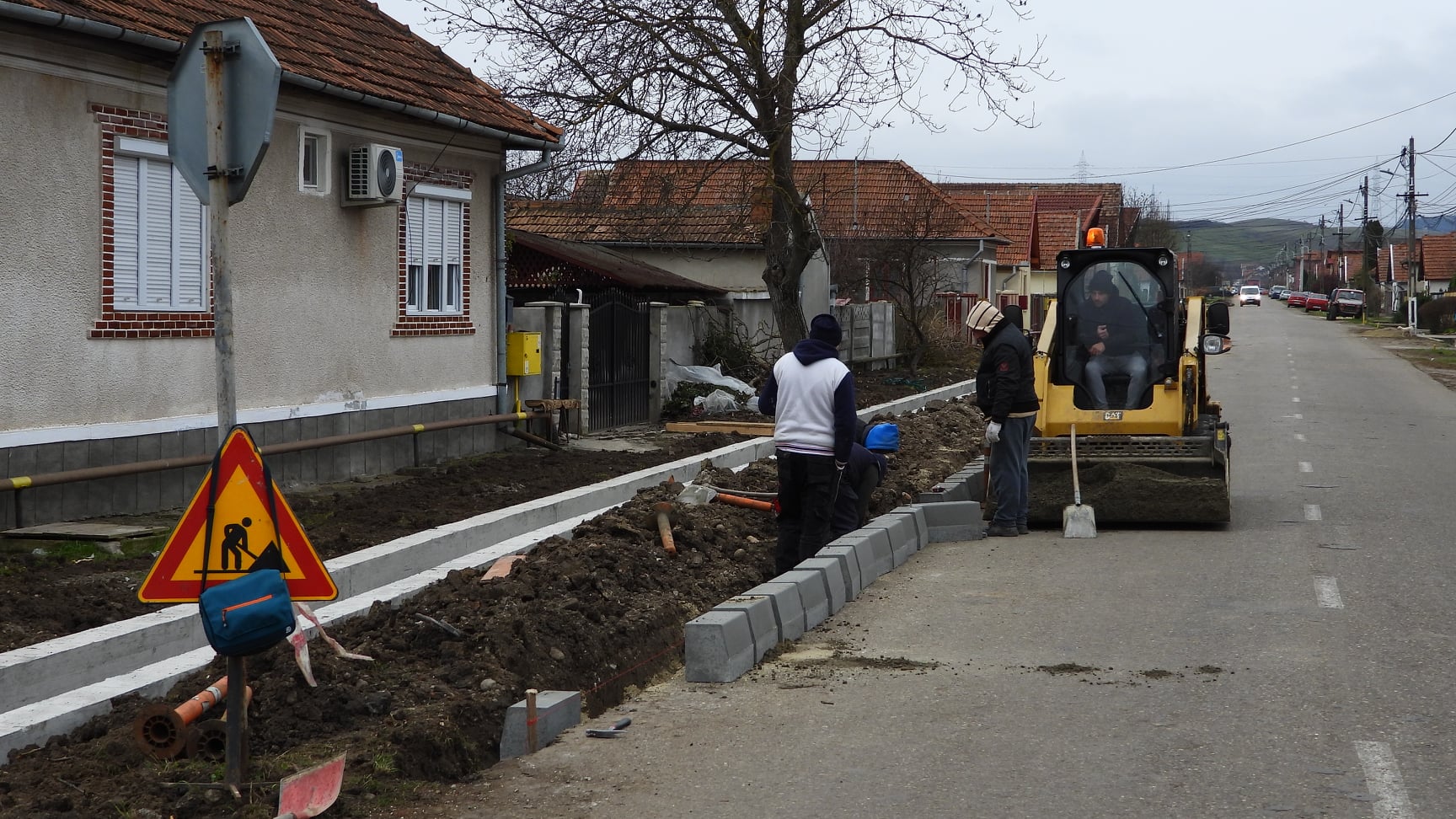 Lucrările de infrastructură în satul Cristur continuă