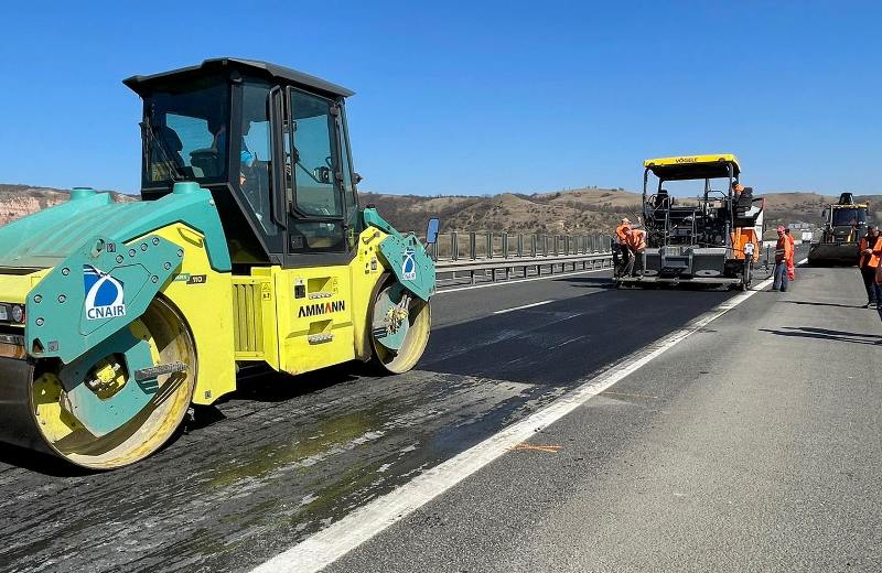 Bataie de joc! Au peticit de mantuiala Autostrada A1 intre Sebes si Sibiu!