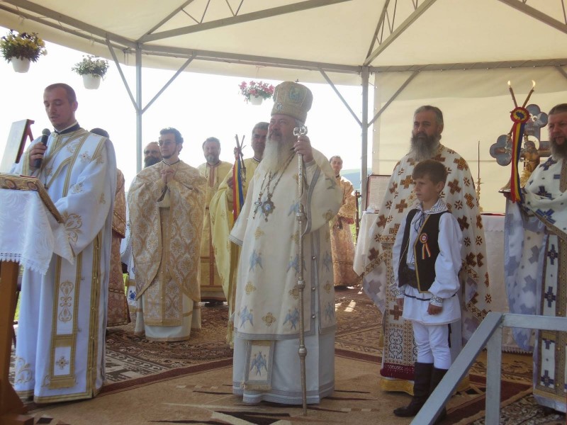 Primul hram al Mănăstirii Sf. Ap. și Ev. Ioan din Pădureni