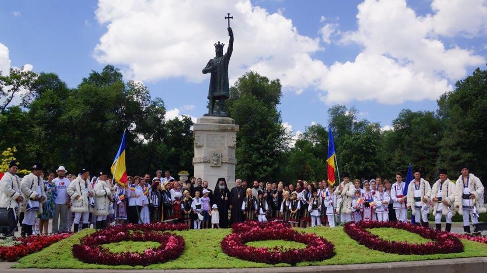 Sprijin pentru activităţile cultural-artistice de peste Prut oferit de Consiliul Județean Cluj