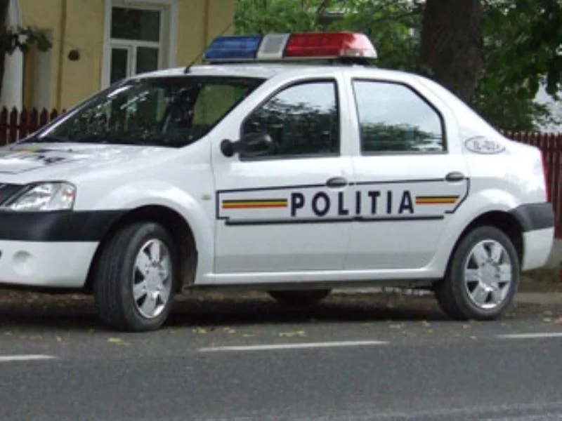 Un bărbat din Sebeș a fost prins conducând un autoturism neînmatriculat