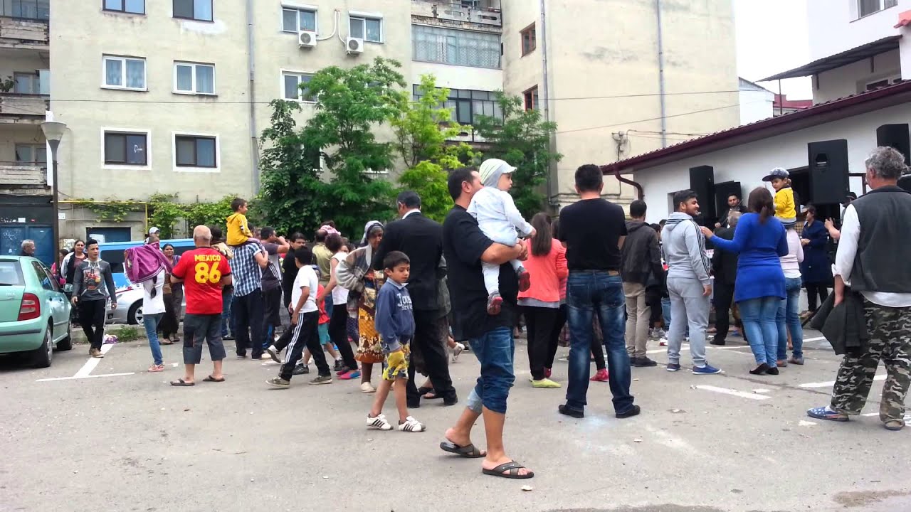 6000 de lei dacă asculți manele la volum maxim sau faci nuntă la cort, între blocuri