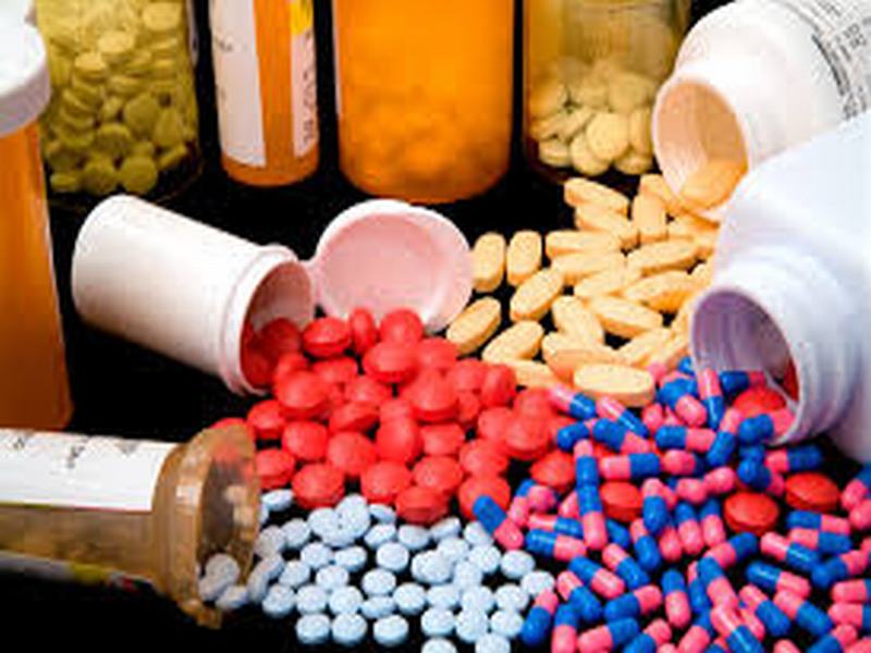 Noua conducere de la Sănătate a retras din dezbatere publică două proiecte privind taxarea medicamentelor