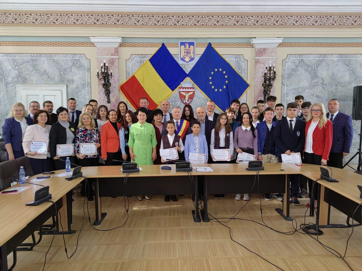 Elevii olimpici, premiați de Primăria municipiului Zalău