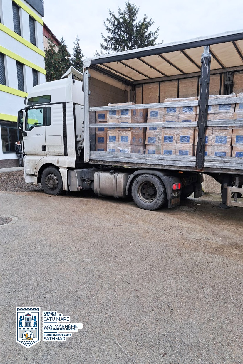 Au sosit pachetele cu produse alimentare ce vor fi oferite sătmărenilor aflați în dificultate