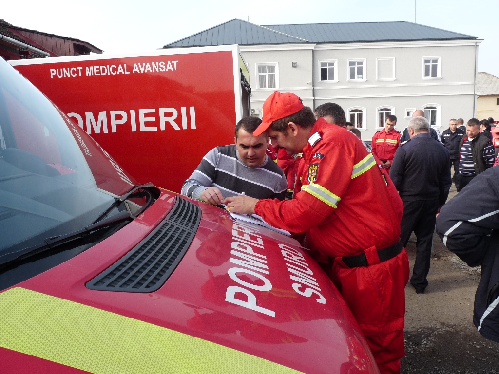 Paramedicii SMURD din Baia Mare, instruiți în legătură cu modul de utilizare al punctului medical