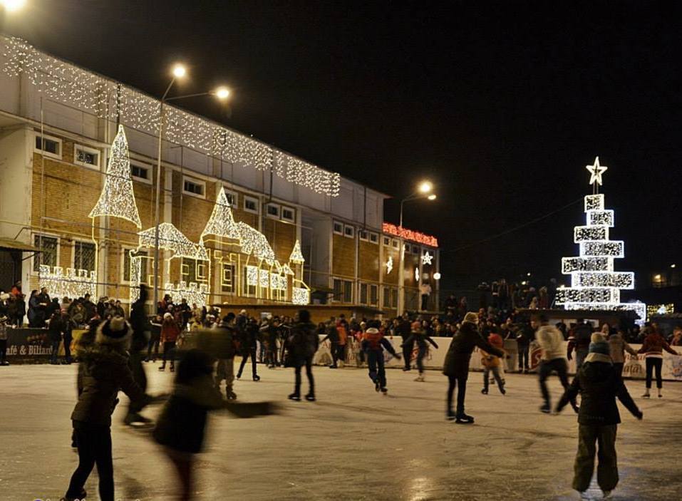 Tarife scăzute la patinoarul din Hunedoara, în următoarea perioadă
