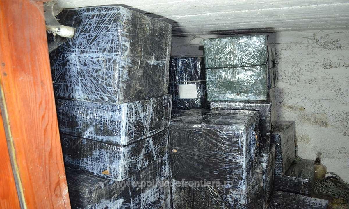 Peste 35.000 de pachete cu ţigări confiscate în urma unei percheziții în Sighetu Marmației