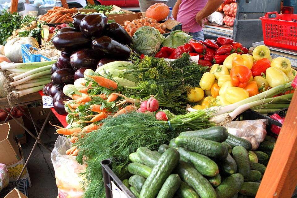 Piața agroalimentară din Alba Iulia se mută temporar în Piața Consiliul Europei