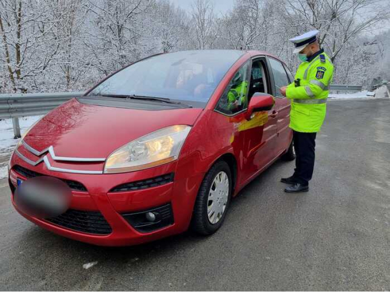 12 permise de conducere reţinute de poliţiştii sălăjeni