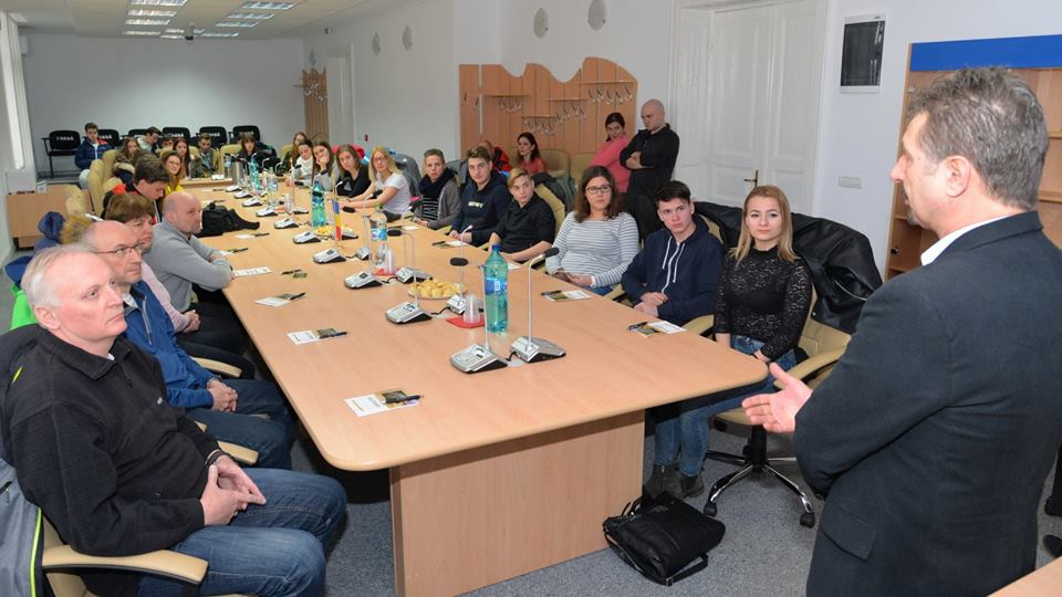 Copii din Ungaria, în tabără de schi la Straja
