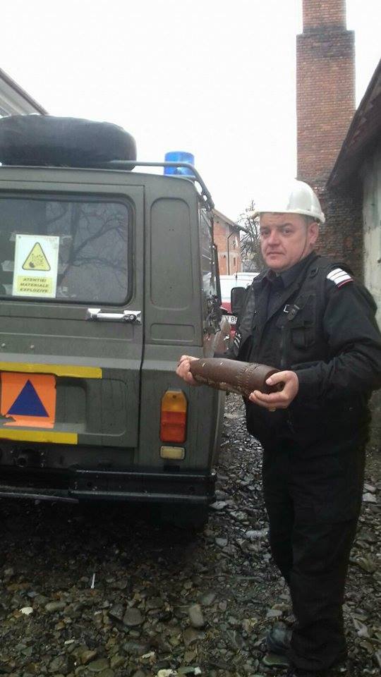 Proiectil neexplodat descoperit în Rusu Bîrgăului