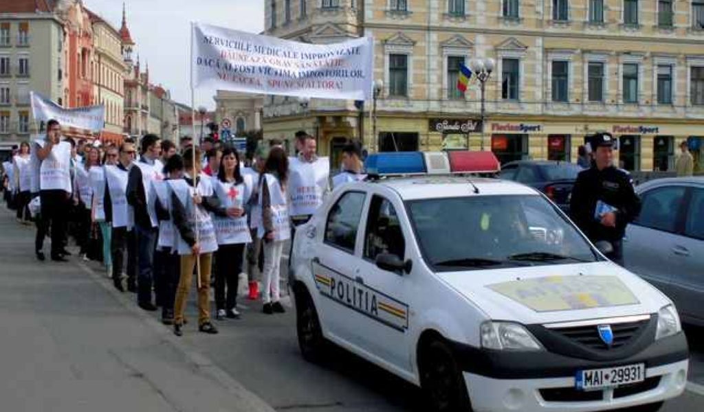 Fizioterapeuți în stradă