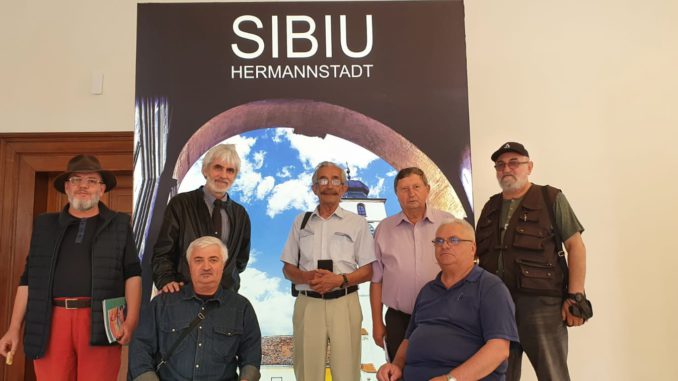 Albaiulienii Radu Matei Todoran și Daniel Bordeu, lansare de carte și expoziție de pictură în Sala Mare de Festivități a primăriei din Sibiu!