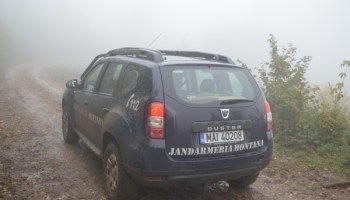 Persoană rătăcită în Pasul Vâlcan, salvată de jandarmi