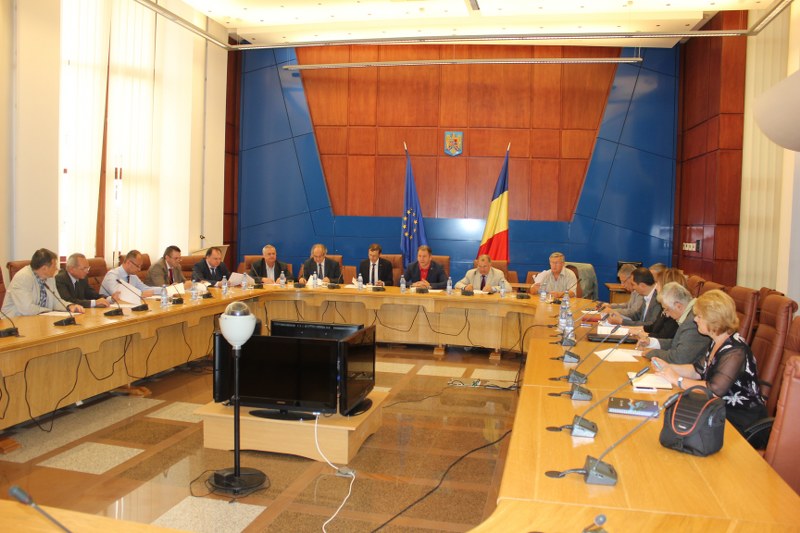 BISTRIȚA: Au fost puse bazele unui Centru Universitar de Inovare și Cercetare