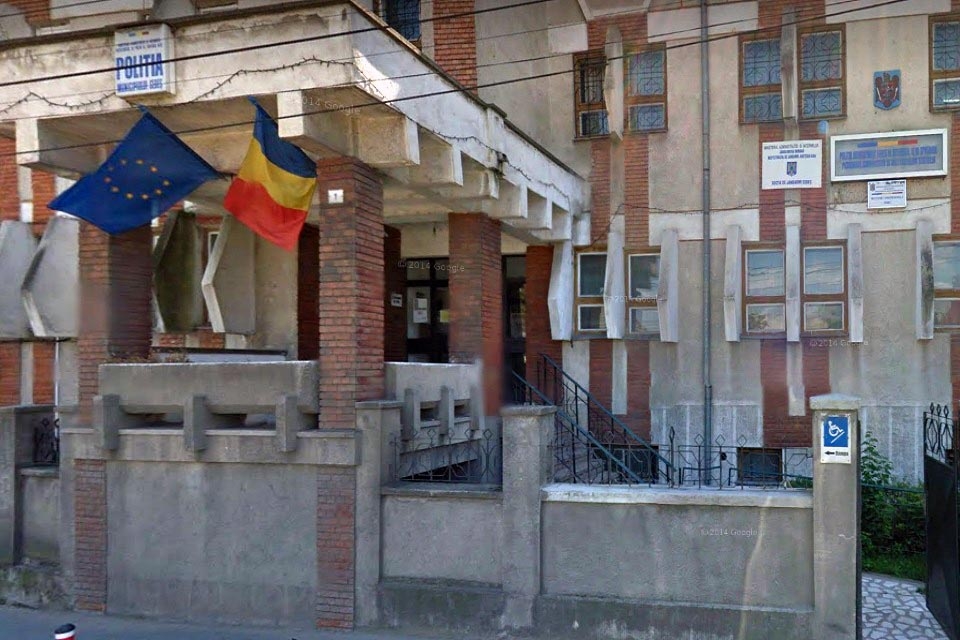 Ag Sef Boca Adrian (Politia Sebes) risca pana la 7 ani de inchisoare pentru abuz in serviciu! Procurorii i-au intocmit dosar penal!