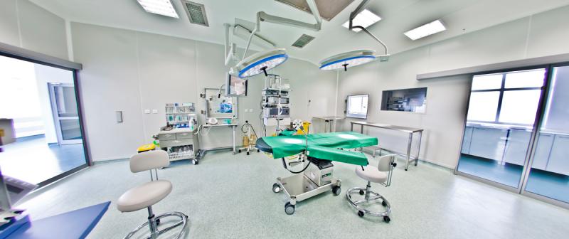 Operații de tiroidă cu aparat modern de neuromonitorizare, la Spitalul Județean de Urgență Alba Iulia