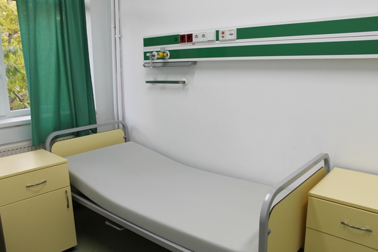 Mobilier nou în saloanele Spitalului Județean de Urgență Zalău