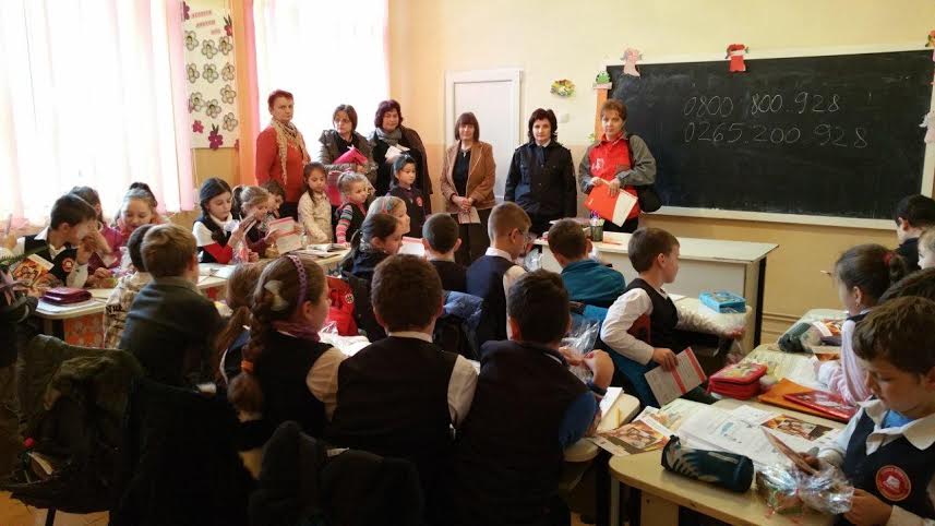 Lecții de siguranță la Școala Gimnazială din Cernești