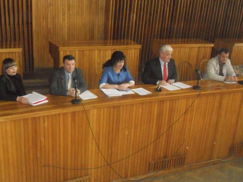 Sedinţă cu secretarii primăriilor din Maramureş