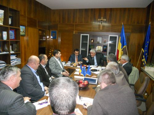 Problema apelor de mină infiltrate în canalizarea oraşului Baia Mare este în atenţia autorităţilor