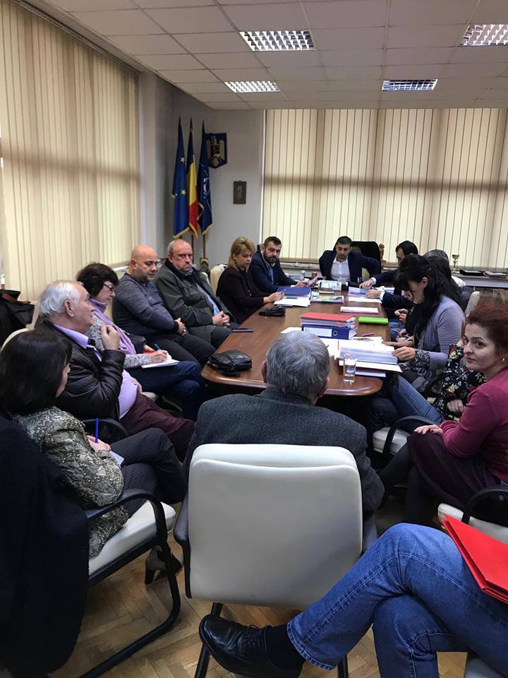 Sesizările privind cornurile distribuite de SC Rosario Pan SRL în Maramureș continuă să vină la Consiliul Județean