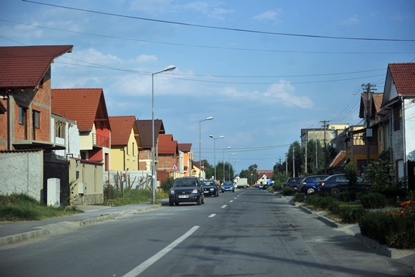 Primăria Sibiu primeşte dosare pentru atribuirea a 18 terenuri pentru tineri în Cartierul Tineretului