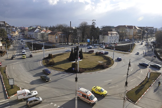 Restricţii în trafic pentru execuţia unor lucrări la reţelele de utilităţi din municipiul Sibiu