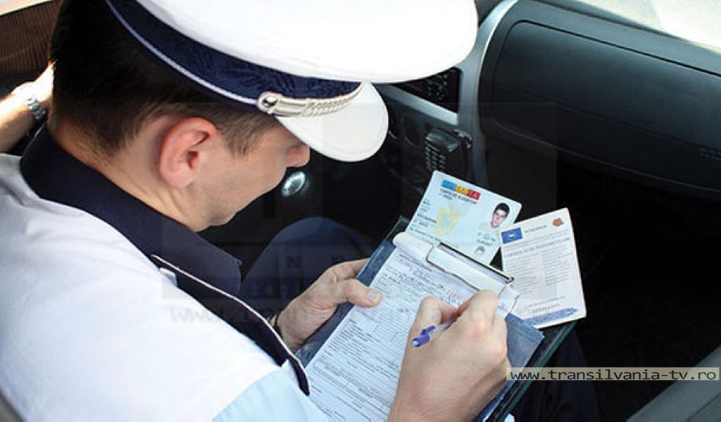 Amenzi de peste 25 000 de lei aplicate ieri de poliţişti participanţilor la trafic