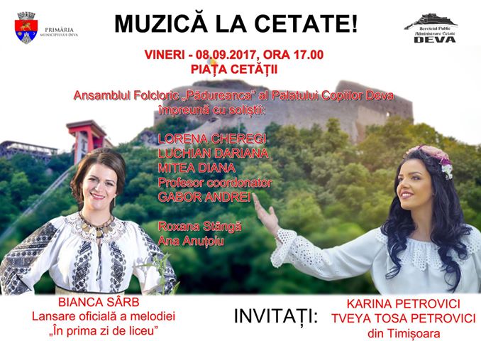 Spectacol folcloric în Piața Cetății din Deva