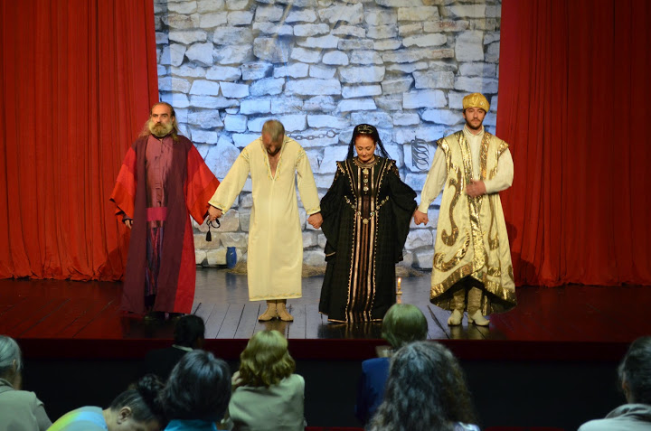 Spectacol de teatru “Plecare fără întoarcere”, organizat de episcopia Devei şi Hunedoare