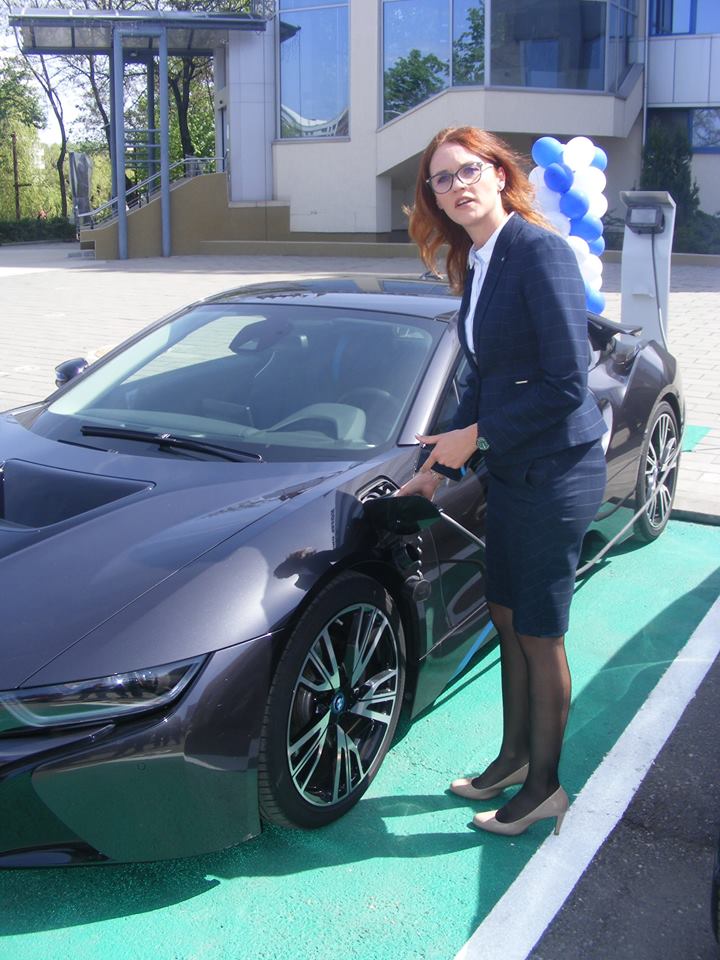 10 noi stații de reîncărcare a vehiculelor electrice, la Cluj Arena