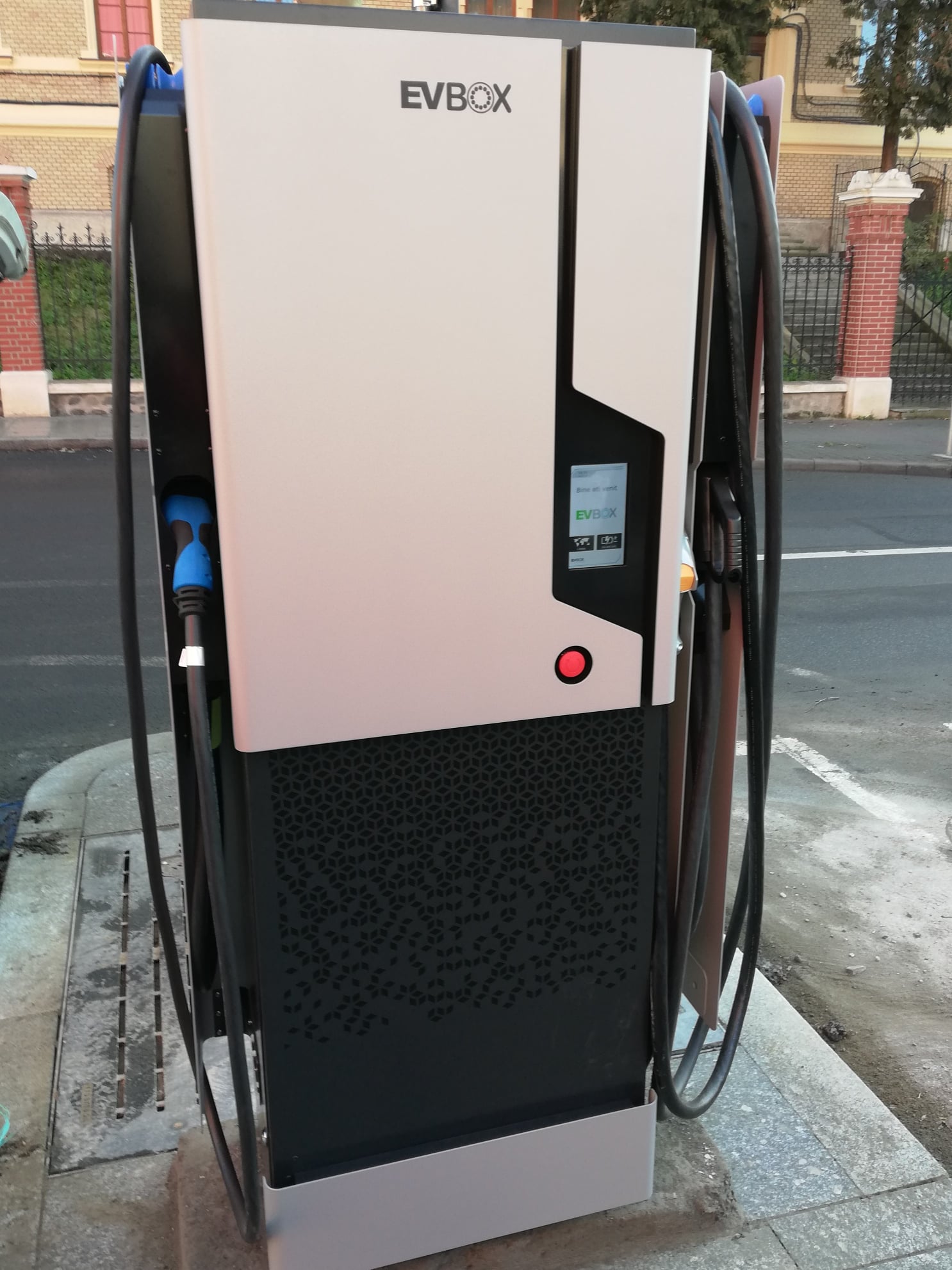 Primăria Municipiului Zalău instalează stații de încărcare pentru vehicule electrice