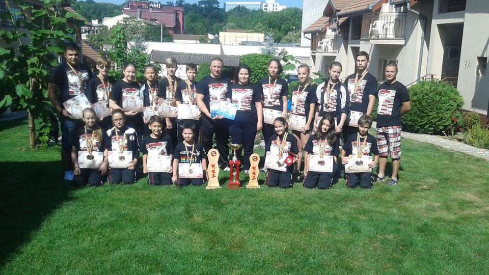 CS Știința-Dragonul Baia Mare a obținut 23 de medalii la International General Choi Memorial Cup