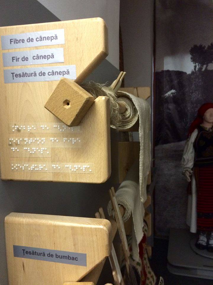 Sectacol de teatru senzorial realizat de elevii Liceului pentru Deficienți de Vedere din Cluj Napoca