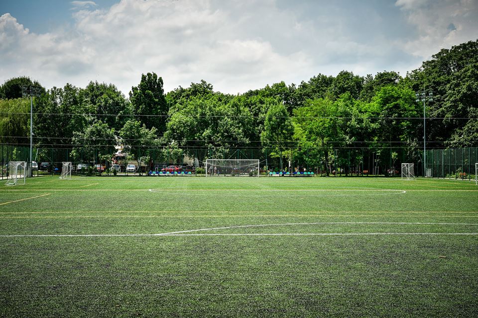 Aplicație electronică web pentru rezervarea terenului secundar al stadionului Municipal din Sibiu