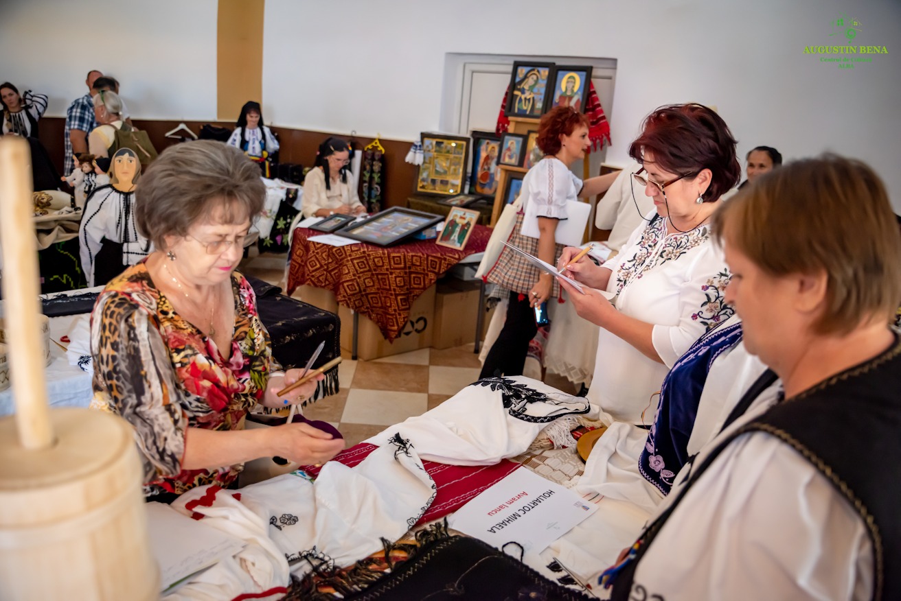 Târgul de Fete de pe Muntele Găina – cei mai iscusiți meșteri populari premiați pentru păstrarea meșteșugurilor tradiționale