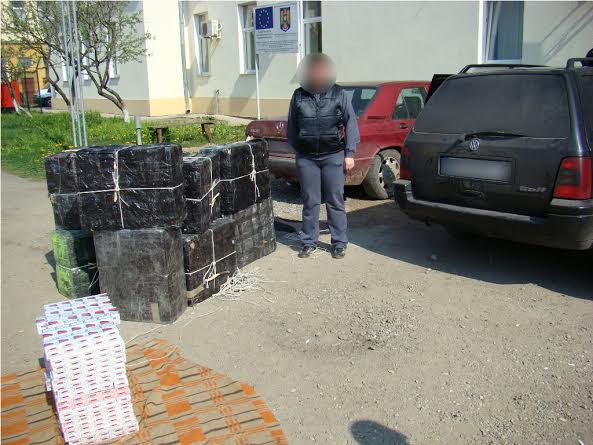 Peste 24.000 pachete cu ţigări confiscate în ultimele 24 de ore, de polițiștii de frontieră maramureșeni