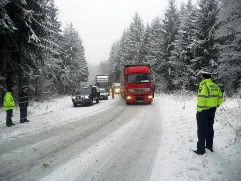 În Pasul Tihuța vor fi montate parazăpezi pe 3-4 km