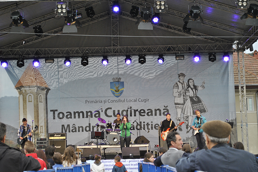 Nicole Cherry, Maxim Band, Zob şi Zdub cântă la “Toamna Cugireană” 2014